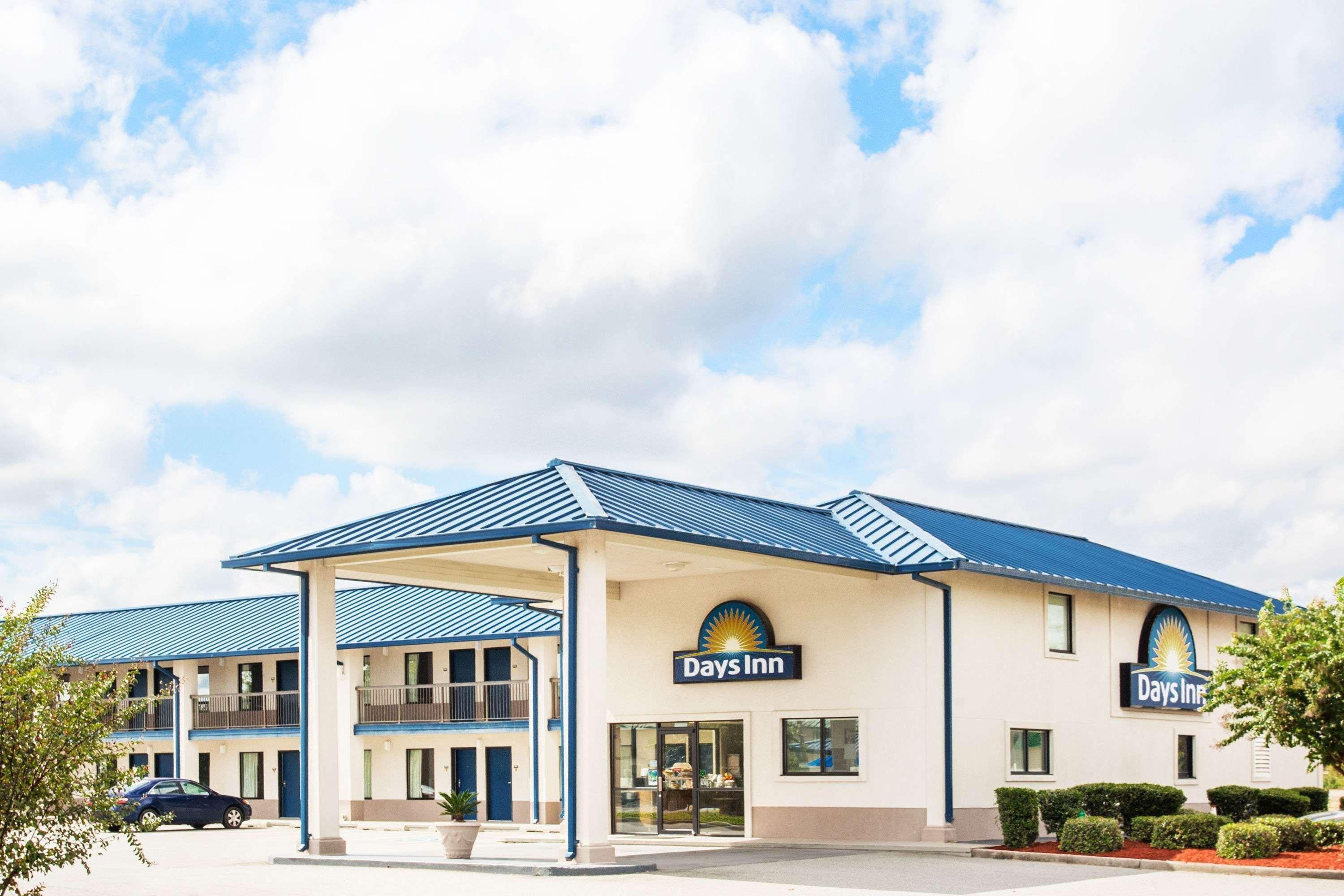Days Inn By Wyndham Valdosta I-75 Eksteriør bilde